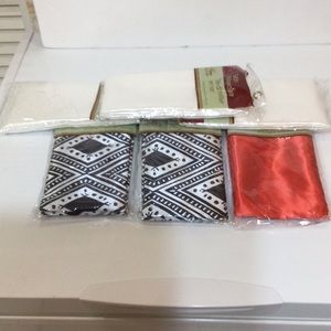 6 satin queen size pillow cases.